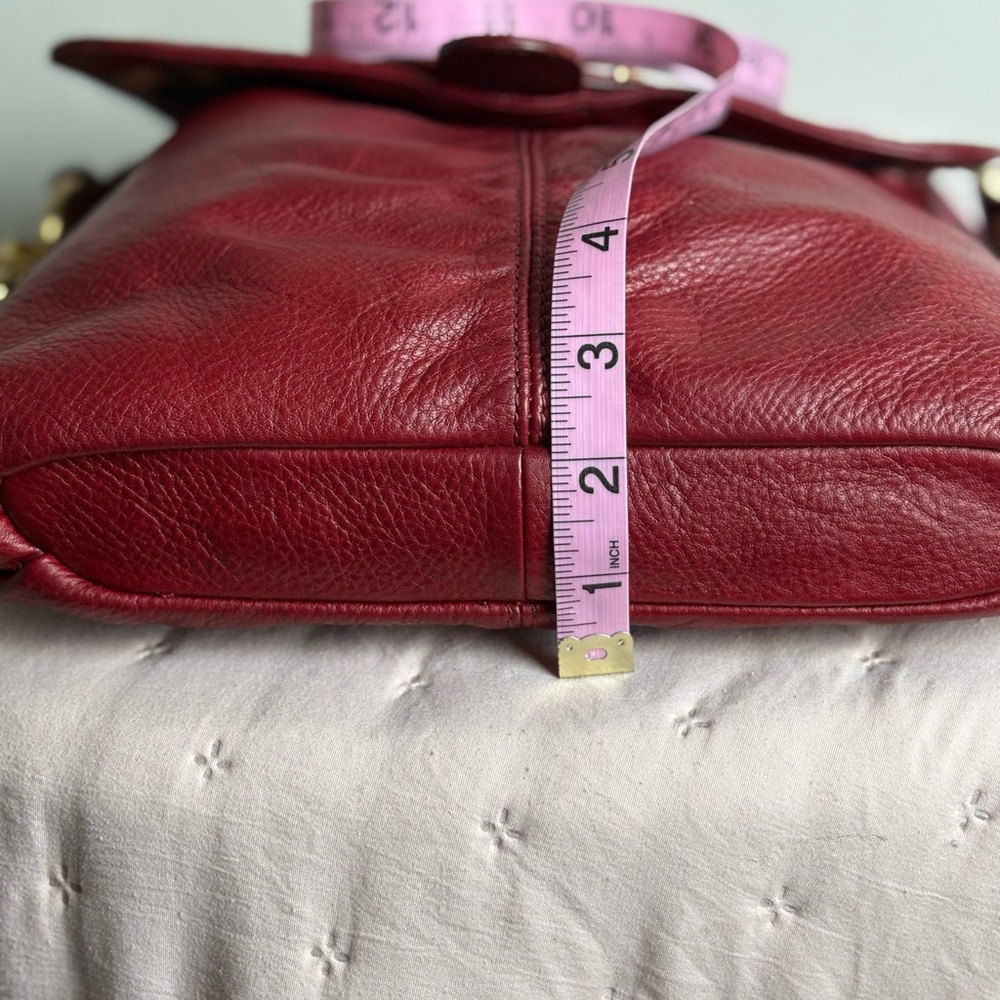 B. Makowsky Red Pebbled Leather Shoulder Bag Hobo Purse Gold Hardware - Picture 10 of 10